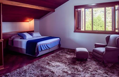 Pinto Bandeira House | Casa 4 suíte, piscina interna em Pinto Bandeira