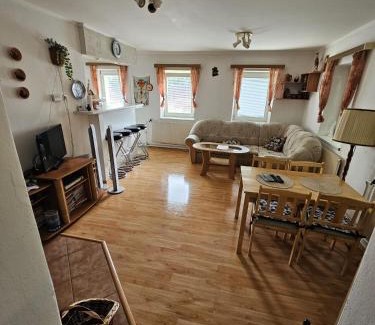 Ostromer Apartment | Casa 44 Domoslavice u Hořic