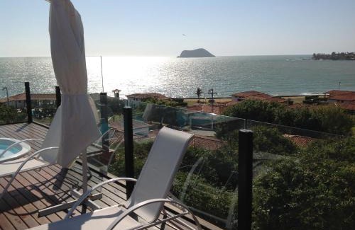 Praia Rasa House | CASA 4QTOS PISCINA PRAIA