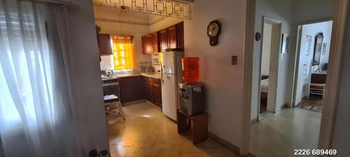 Canuelas Apartment | Casa 5 personas. Calle principal Cañuelas