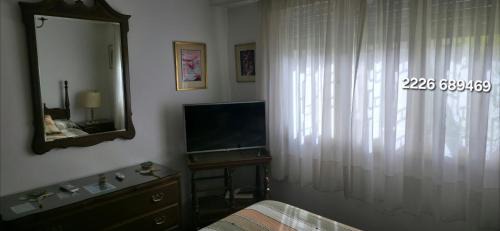 Canuelas Apartment | Casa 5 personas. Calle principal Cañuelas