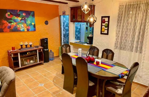 Apaneca House | Casa a 3 Minutos de Laberinto de Albania, Villas Suizas I, Apaneca