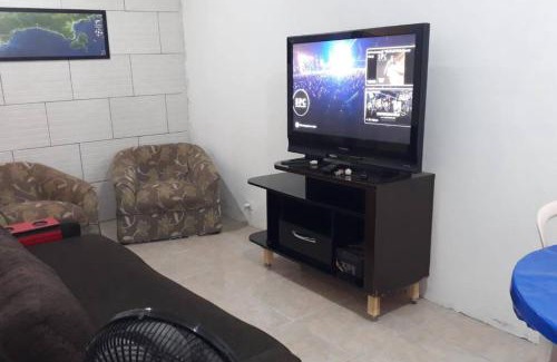 Vila Clais House | Casa a 5 minutos a pé da Praia da Enseada!