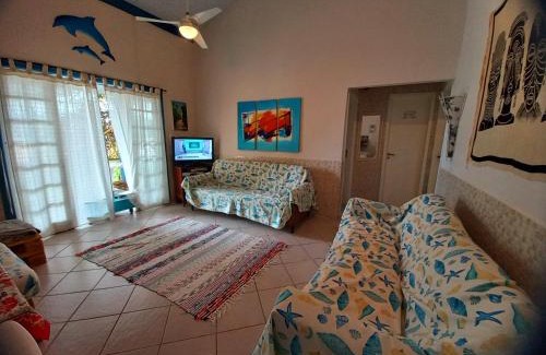 Palhoca House | Casa a 50m praia da Pinheira configuravel de 1 ate 8 pessoas