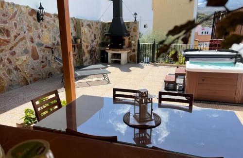 Telde House | Casa Amelia - Exclusiva casa rural con Jacuzzi en Telde