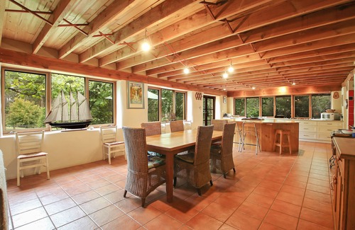Stanley House | Casa Abierta - perfect for groups & families