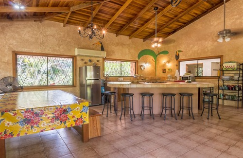 Esterillos House | Casa Abuela - Spectacular Pool house with Rainforest View