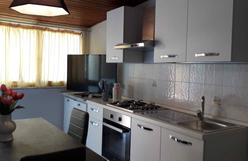 Casteldaccia House | Casa Accogliente a Pochi Minuti Dalla Spiaggia, Ammessi Cani di Piccola Taglia