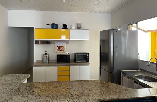 Ipiranguinha House | Casa Aconchegante em Ubatuba com Vista Para a Mata