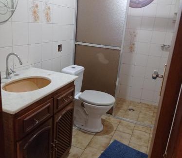 Pontal do Parana House | casa aconchegante com piscina e jardim