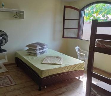 Pontal do Parana House | casa aconchegante com piscina e jardim