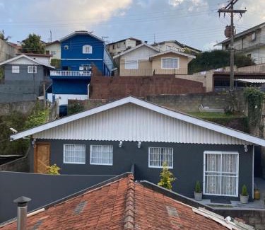 Vila Telma House | Casa Aconchegante próximo ao Capivari