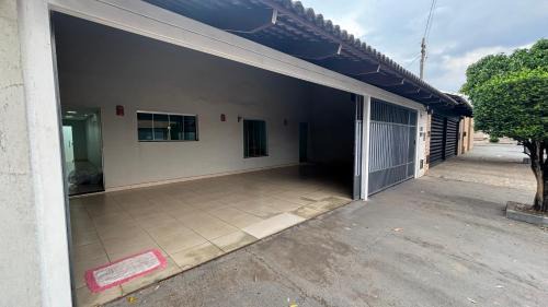 Goiania House | Casa Aconchegante e bem localizada, Ideal para Famílias e Grupos
