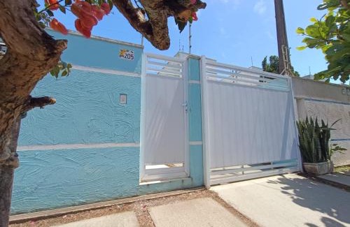 Peruibe House | Casa aconchegante no Centro de Peruíbe, faça tudo a pé