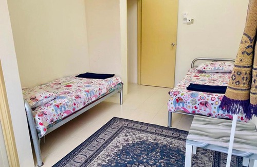 Kampung Air House | CASA ADELIA GUESTHOUSE 2 DESA SOLEHAH