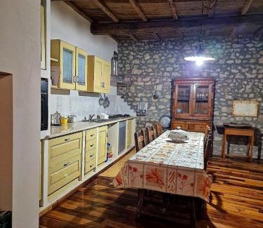 Artena House | Casa Adorabile