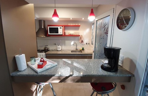 Bosque Peralta Ramos House | Casa adosada Bosque Peralta Ramos independiente