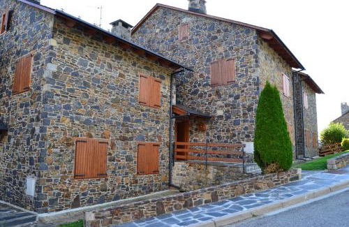 Ger Apartment | Casa adosada ideal familias en GER-PLETA DE SAGA
