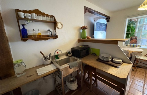 Roma Sur House | Casa Aimee - Suite B · Casa Aimee, High-up Suite