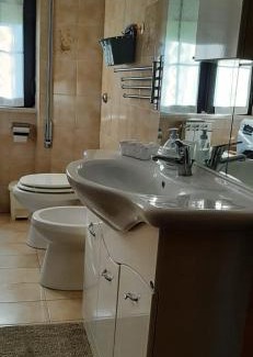 Fondi House | Casa al lago