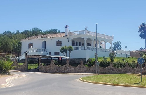 Arcos de la Frontera Villa | Casa Alba - A beautiful Andalusian villa with private pool