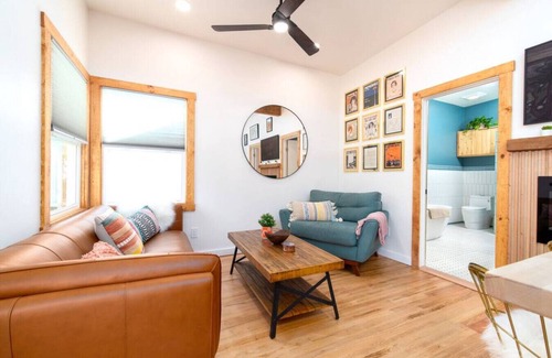 Placerville House | Casa Albizzi #1 · Stylish Tiny Home near Apple Hill in Placerville