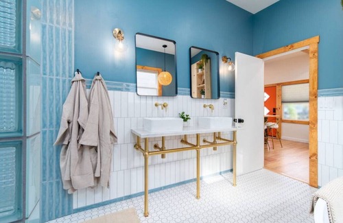 Placerville House | Casa Albizzi #1 · Stylish Tiny Home near Apple Hill in Placerville