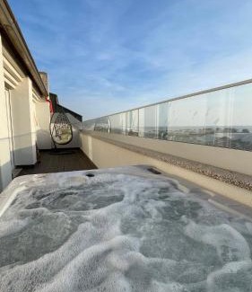 Barra Apartment | Casa Alegria Barra Deluxe by Home Sweet Home Aveiro