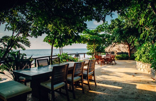 Aquila Villa | Casa Alima AP - Private Luxurious Beachfront Villa on Heavenly Mexican Beach