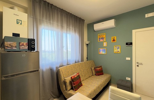 Sottomarina Apartment | Casa Allegra - One Bedroom Apartment, Sleeps 3