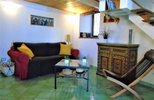 Chiesa Nuova Apartment | Casa Alma - De Vivo Realty Positano