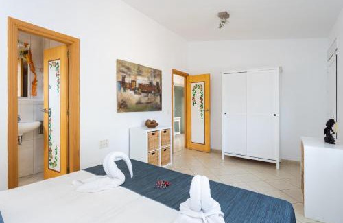 La Listada House | Casa Almendra - Private pool - Ocean View - BBQ - Garden - Terrace - Free Wifi - Child & Pet-Friendly - 4 bedrooms - 8 people