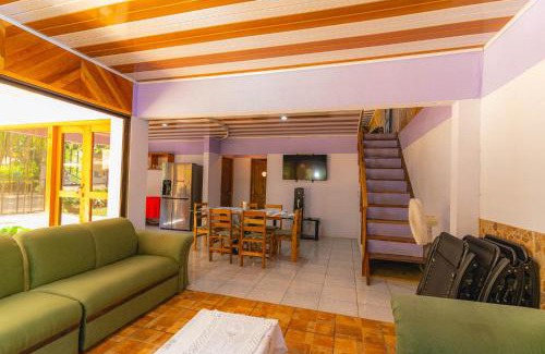 Panama Beach House | Casa Almendro Playa Panamá