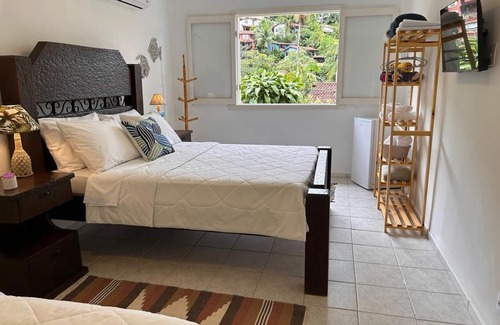 Marinas Hotel | Casa Amarela