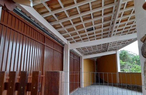 Pereque House | Casa Amarela com Vista Inesquecivel