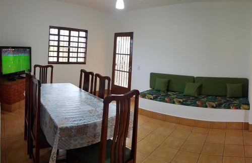 Maranduba House | casa amarela de maranduba 1