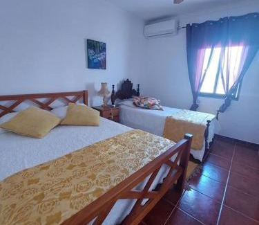Povoa de Sao Miguel Apartment | Casa Amarela - Praias Alqueva