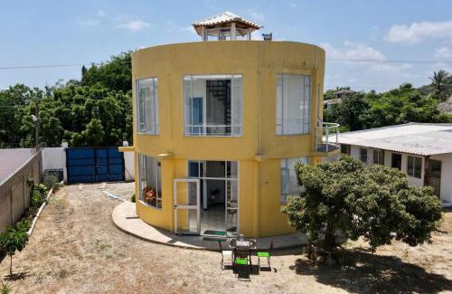 Santa Veronica Bed & Breakfast | Casa Amarilla
