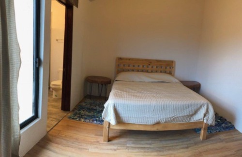 Centro Villa | Casa Amarilla en el centro de Tequisquiapan para 6 personas