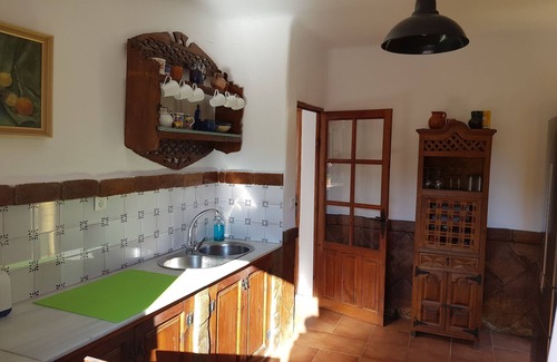 Orgiva Villa | Casa Amarilla, idyllic casa, private with large pool, in Orgiva - sleeps 6