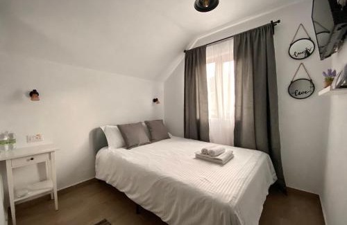 Sadova House | Casa Ambra