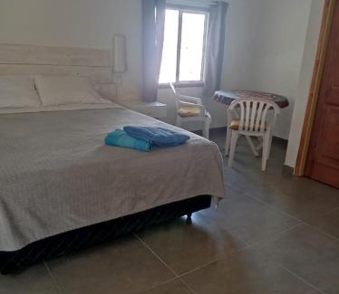 Aregua House | Casa Amistad