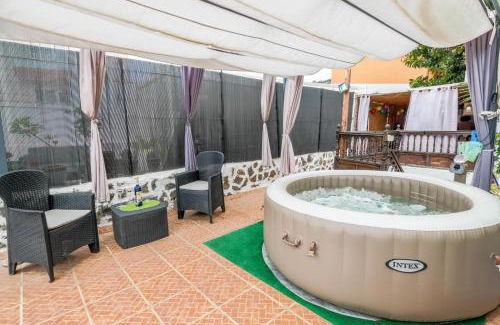 El Guincho House | Casa Amparo