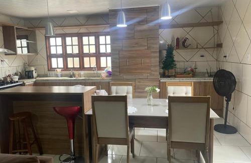 Pantano Grande House | Casa Ampla e Aconchegante no Centro de Pantano Grande!