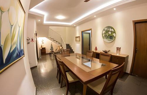 Aparecida Apartment | Casa ampla e confortável próxima ao Santuário