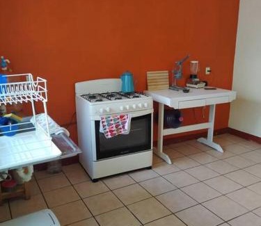 Santa Cruz Xoxocotlan House | Casa Amplia y zona tranquila