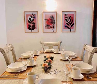 El Tesoro House | Casa Amsterdam with Jacuzzi in Poblado Medellín