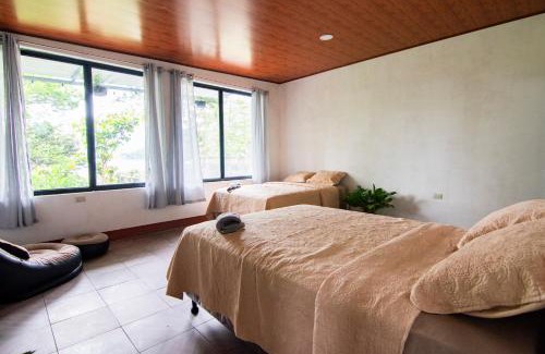 San Juan La Laguna House | Casa Anita