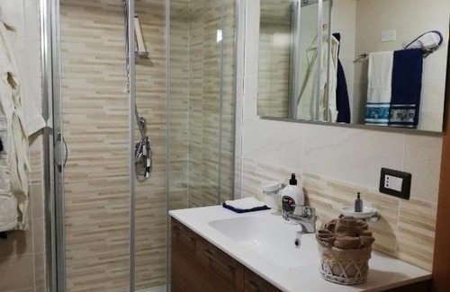 Amaroni House | Casa Anna
