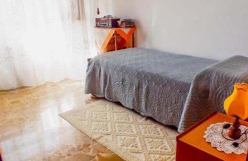 Burgos House | Casa Anni '70